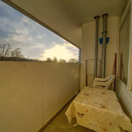- Haus O, App 0o0103 Διαμέρισμα